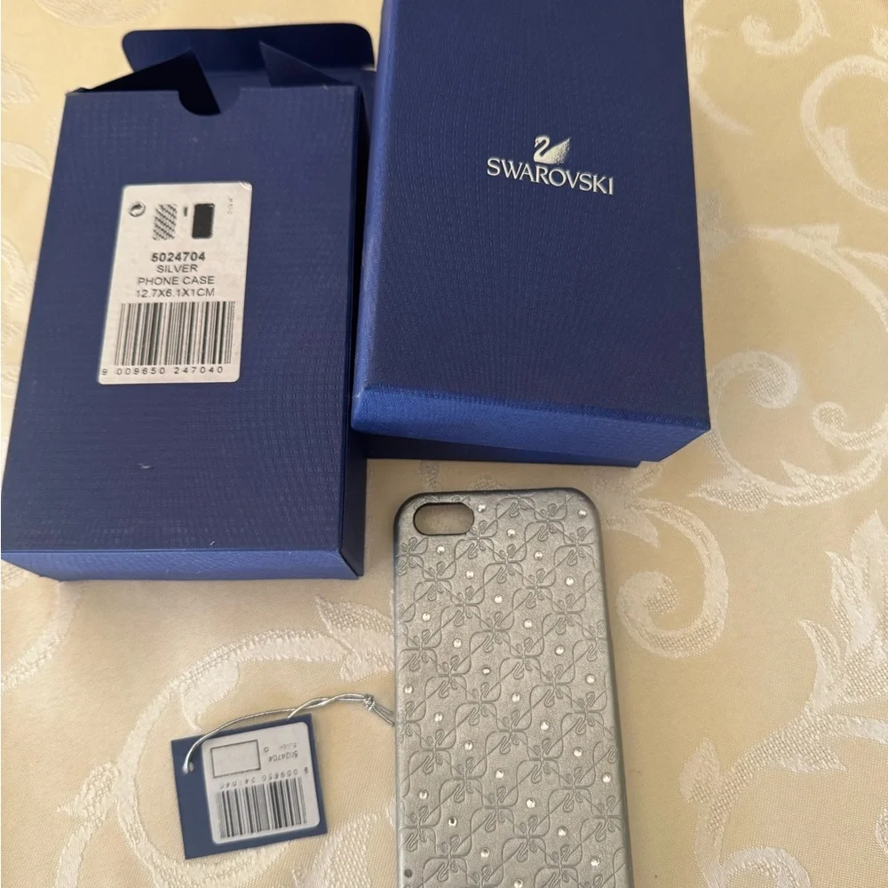 Swarovski Elegant Silver Phone Case